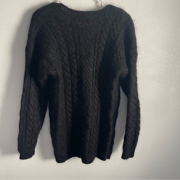 Northern Isles women’s cable knit V Neck Sweater Size Large mohair acrylic black - Picture 2 of 8